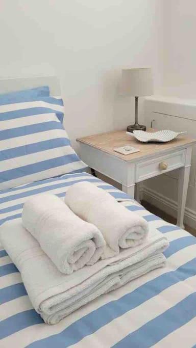 Swanage Bay Coastal Apartment Extérieur photo