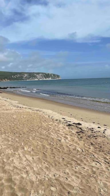 Swanage Bay Coastal Apartment Extérieur photo